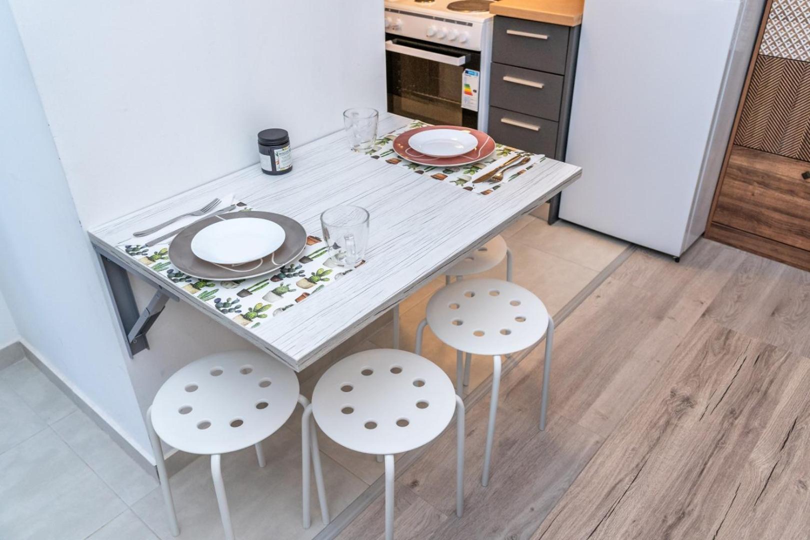 סלוניקי Kosmos Service Apartment Near Turkish Consulat And Saint Dimitrious Church With Additional Cost Parking מראה חיצוני תמונה